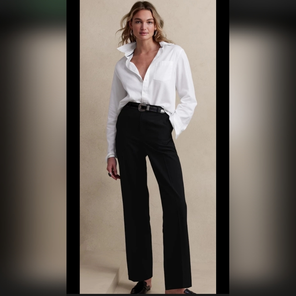 Banana Republic SEALED! NWT! Sculpted Straight Pant. in Black. Sz 4P.
